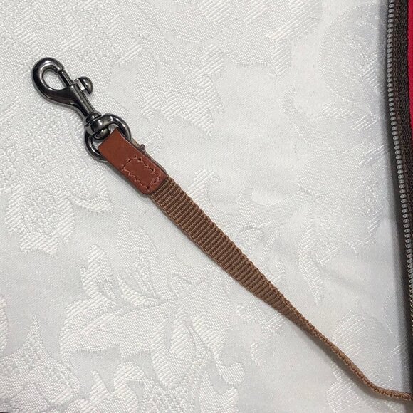 DOONEY & BOURKE Navy Blue Nylon Crossbody Tote Adjustable Leather Straps Red Int - Picture 15 of 16